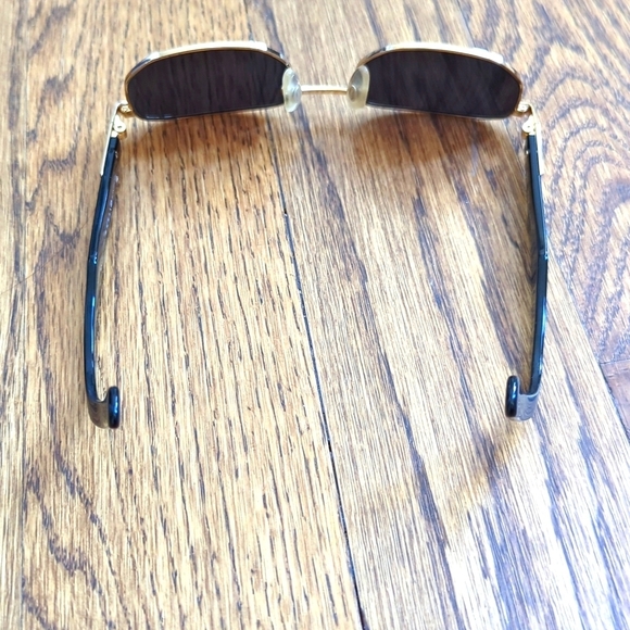 Vintage Vogue Florence VO3182-S Black and Gold Sunglasses Italy - Picture 2 of 7